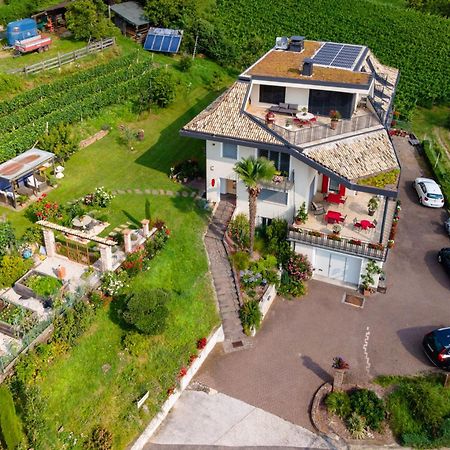 Haus Tirol Apartment Caldaro Bagian luar foto