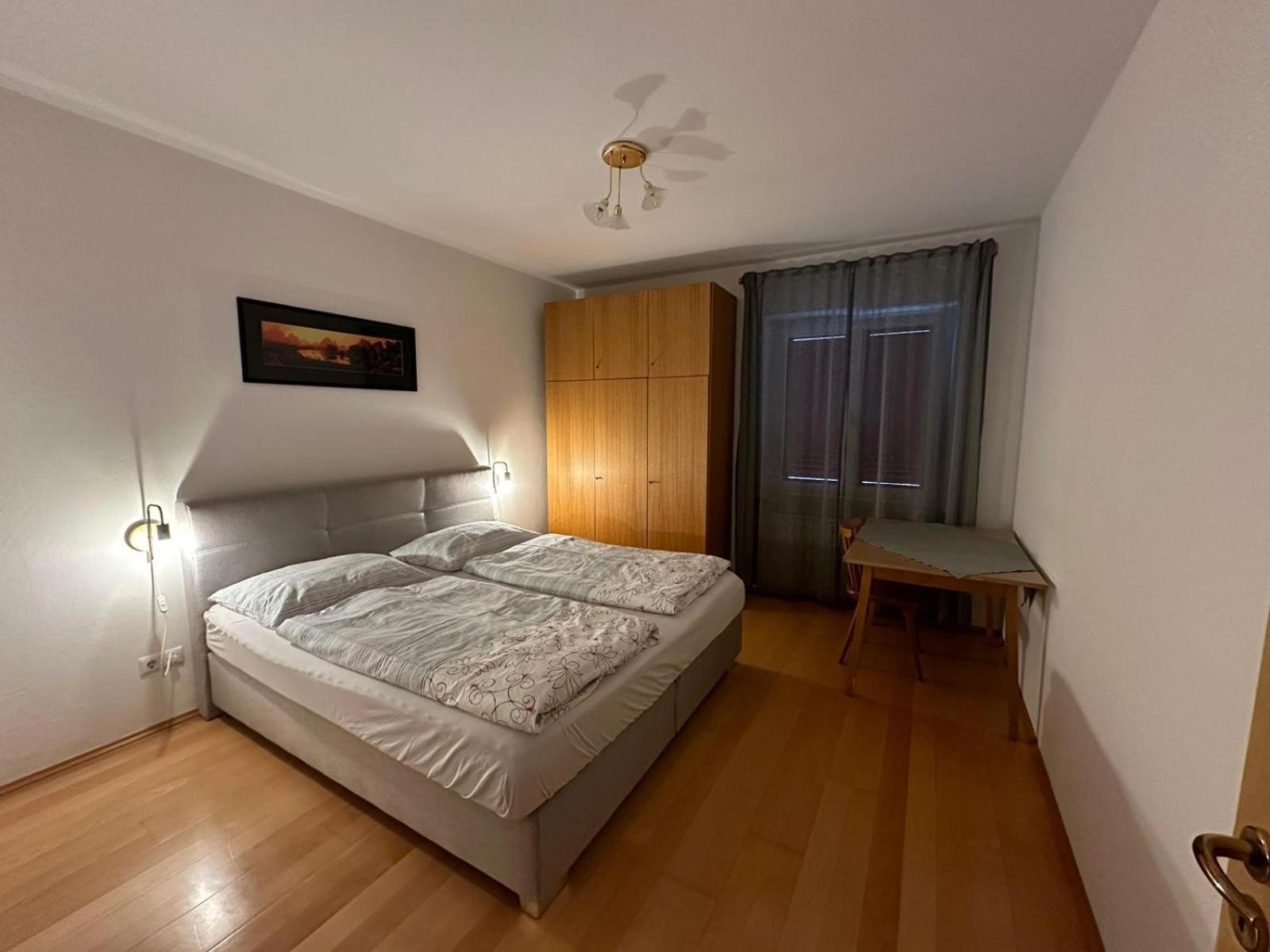 Haus Tirol Apartment Caldaro Bagian luar foto