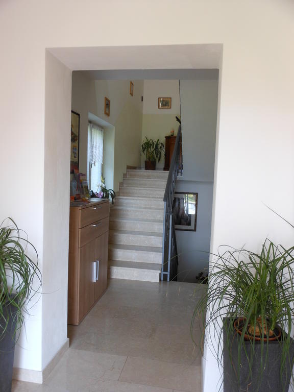 Haus Tirol Apartment Caldaro Bagian luar foto