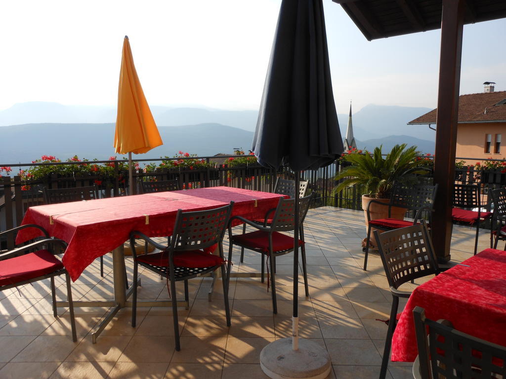 Haus Tirol Apartment Caldaro Bagian luar foto